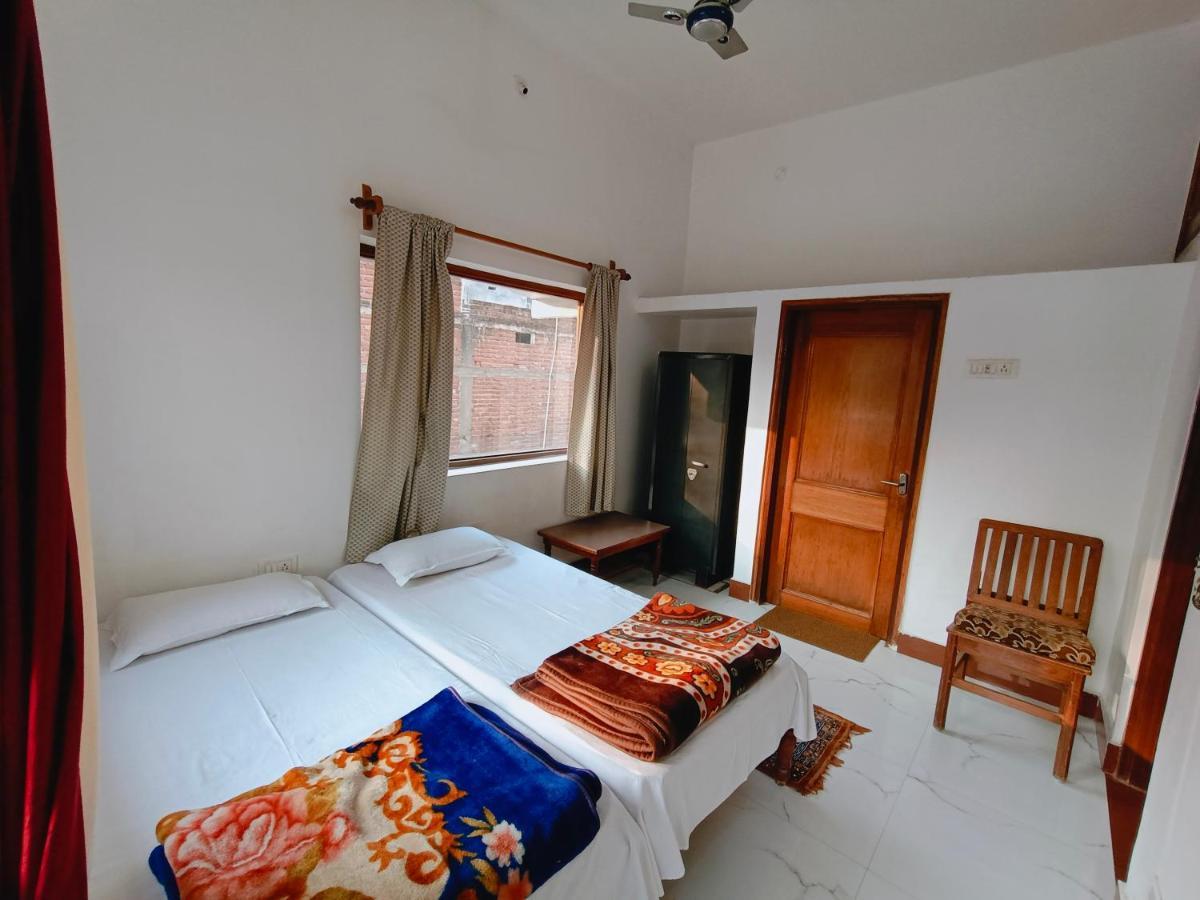 The Gupta Guest House Bodh Gaya Eksteriør bilde