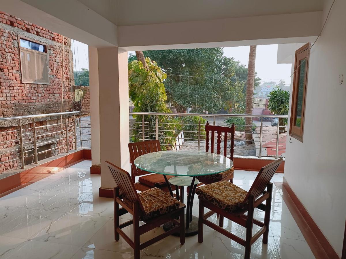The Gupta Guest House Bodh Gaya Eksteriør bilde